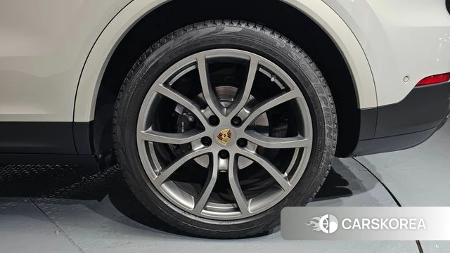 Porsche Cayenne (PO536) id 4693204 из Кореи 13