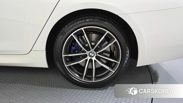 BMW 5 Series (G30) id 4636769 из Кореи 13