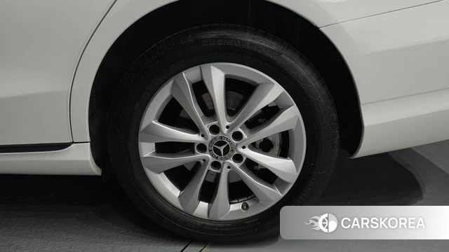Mercedes-Benz C-Class W205 id 4594585 из Кореи 13