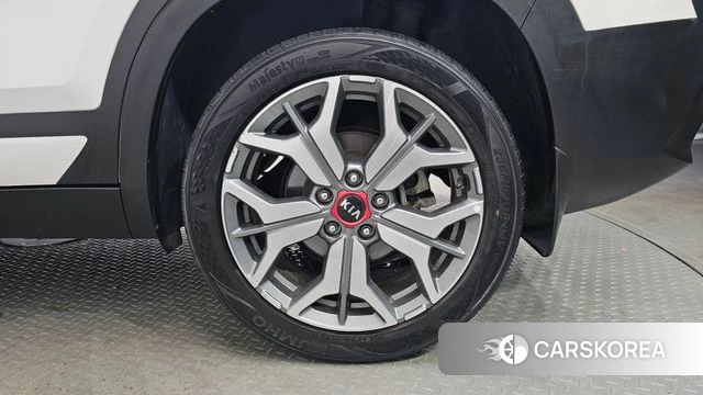 Kia Seltos id 4568113 из Кореи 13