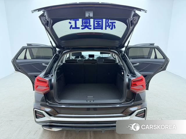 Audi Q2L id 4258411 из Китая 13