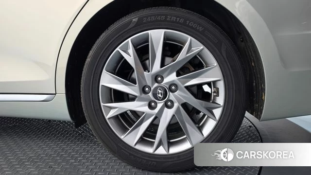 Hyundai The New Grandeur IG Hybrid id 4697857 из Кореи 13
