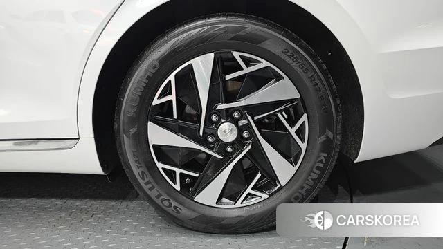 Hyundai The New Grandeur IG Hybrid id 4496061 из Кореи 13