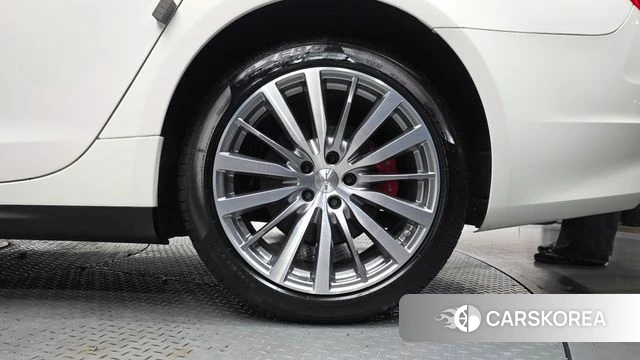 Maserati Quattroporte id 4285265 из Кореи 13