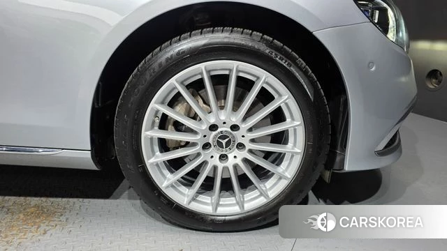 Mercedes-Benz E-Class W213 id 4725914 из Кореи 13