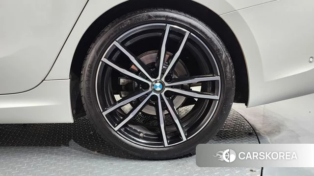 BMW 3 Series (G20) id 4618833 из Кореи 13
