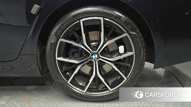 BMW 5 Series (G30) id 4740309 из Кореи 13