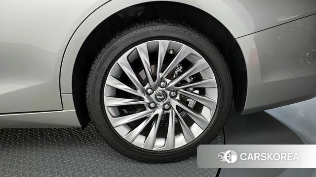 Lexus ES300h 7th generation id 4342802 из Кореи 13