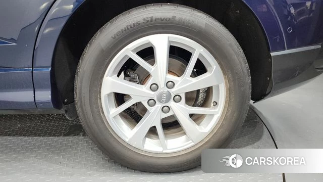 Audi Q3 (F3) id 4317275 из Кореи 13