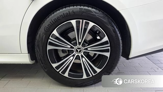 Mercedes-Benz E-Class W214 id 4421715 из Кореи 13
