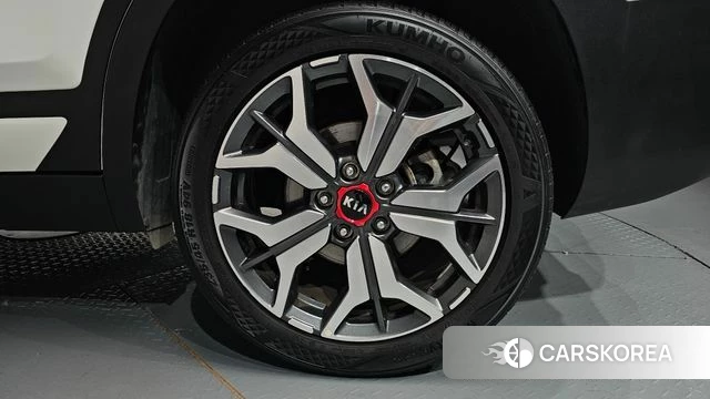 Kia Seltos id 4646664 из Кореи 13