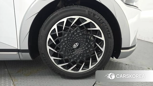 Hyundai Ionic 5 id 4202673 из Кореи 13