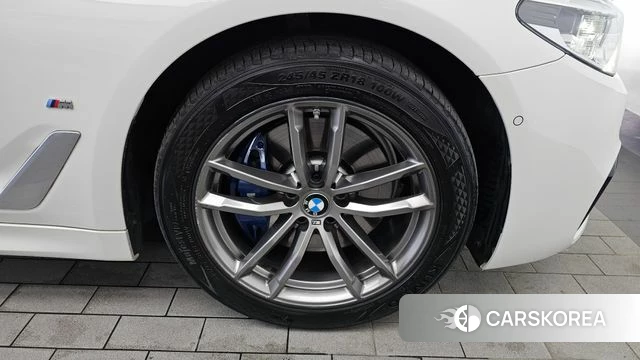 BMW 5 Series (G30) id 4435032 из Кореи 13