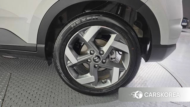 Hyundai Venue id 4201172 из Кореи 13