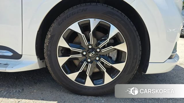 Kia Carnival 4th generation id 4693144 из Кореи 13