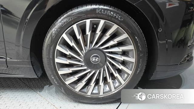 Hyundai Grandeur (GN7) id 4686633 из Кореи 13