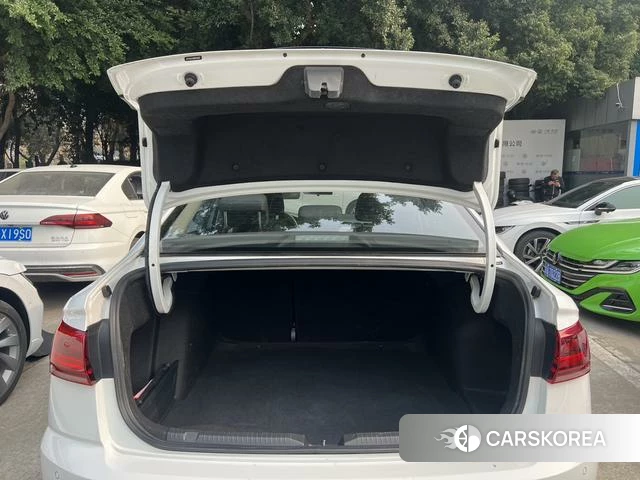 Volkswagen Bora id 4277012 из Китая 13