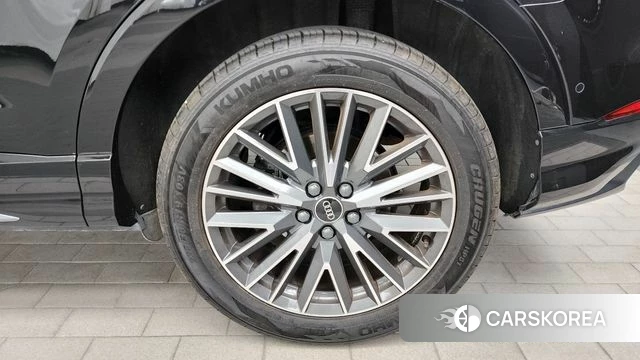Audi Q3 (F3) id 4330226 из Кореи 13