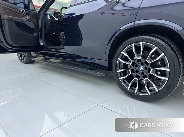 BMW X5 id 4290856 из Китая 13