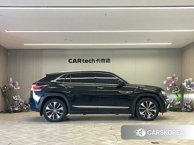 Volkswagen Tourang id 4262554 из Китая 13