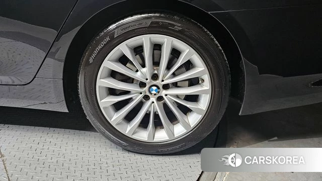 BMW 5 Series (G30) id 4224419 из Кореи 13