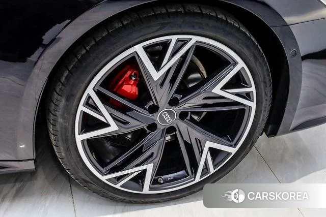 Audi A7L id 4353419 из Китая 13