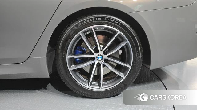 BMW 5 Series (G30) id 4604446 из Кореи 13