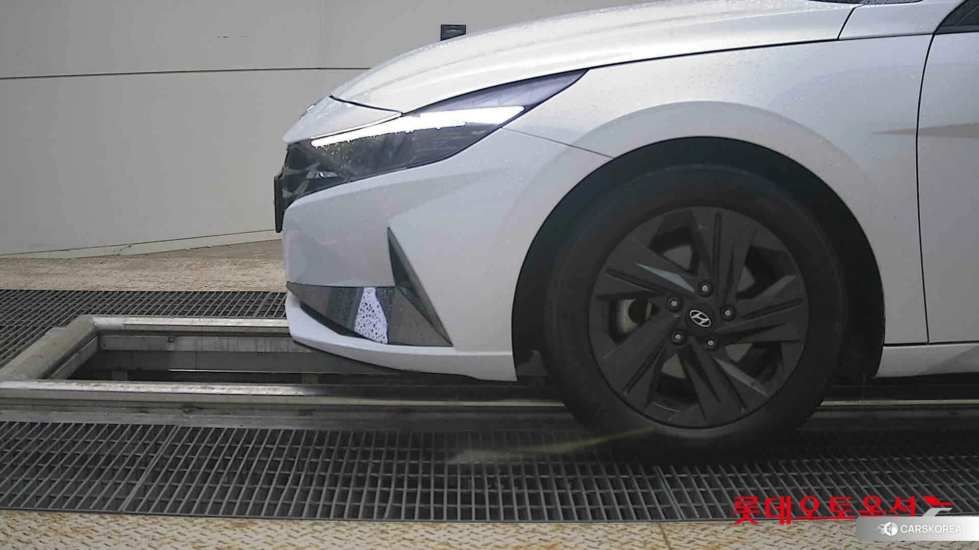 Hyundai Avante Hybrid id 4352337 из Кореи 13
