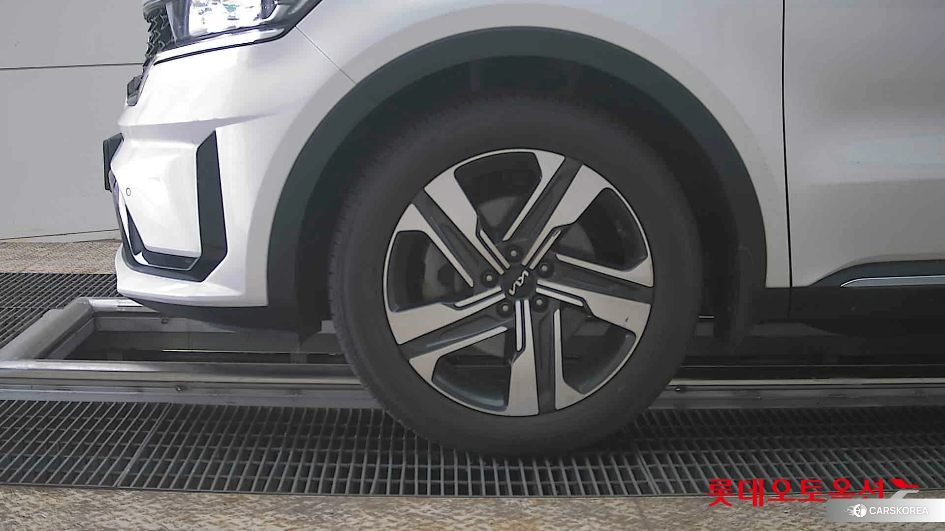 Kia Sorento Hybrid id 3888423 из Кореи 13