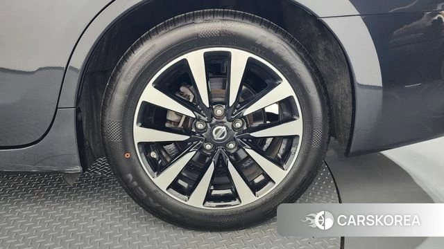 Nissan Altima id 4424975 из Кореи 13