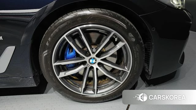 BMW 5 Series (G30) id 4540883 из Кореи 13