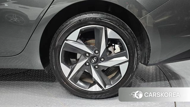 Hyundai Avante (CN7) id 4880956 из Кореи 13