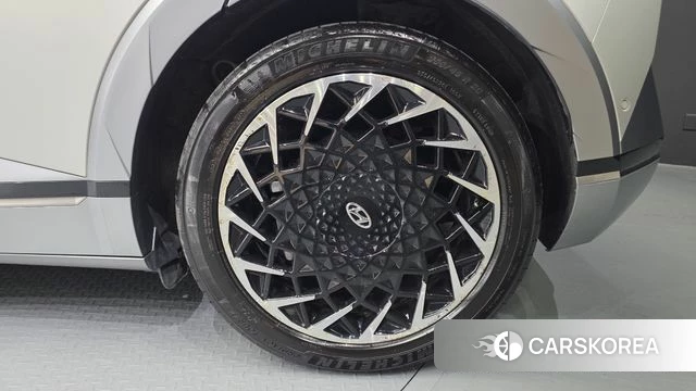 Hyundai Ionic 5 id 4389321 из Кореи 13