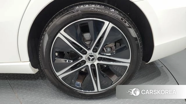 Mercedes-Benz A-Class W177 id 4280100 из Кореи 13