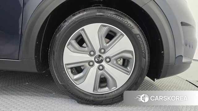Kia Niro id 4919006 из Кореи 13