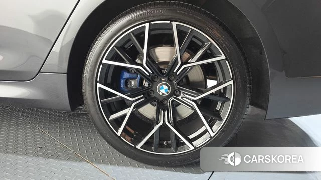 BMW 5 Series (G30) id 4345832 из Кореи 13