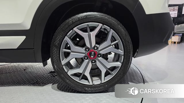 Kia Seltos id 4662627 из Кореи 13