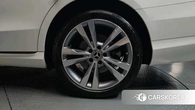 Mercedes-Benz C-Class W205 id 4906799 из Кореи 13