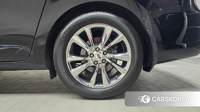 Kia The New Carnival id 4294925 из Кореи 13