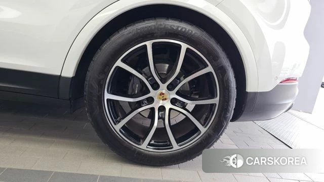 Porsche Cayenne (PO536) id 4528267 из Кореи 13