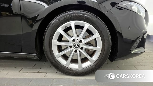 Mercedes-Benz A-Class W177 id 4362679 из Кореи 13
