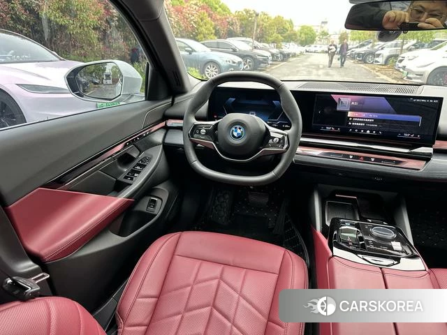 BMW i5 id 4275940 из Китая 13