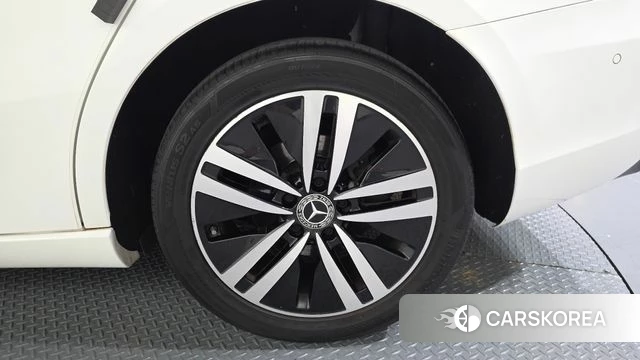 Mercedes-Benz A-Class W177 id 4464180 из Кореи 13