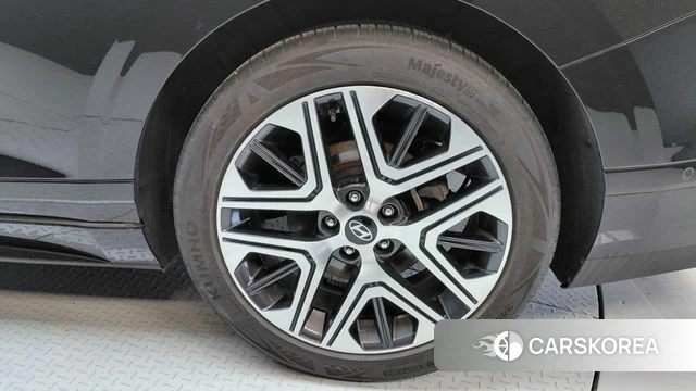 Hyundai Grandeur (GN7) id 4360312 из Кореи 13