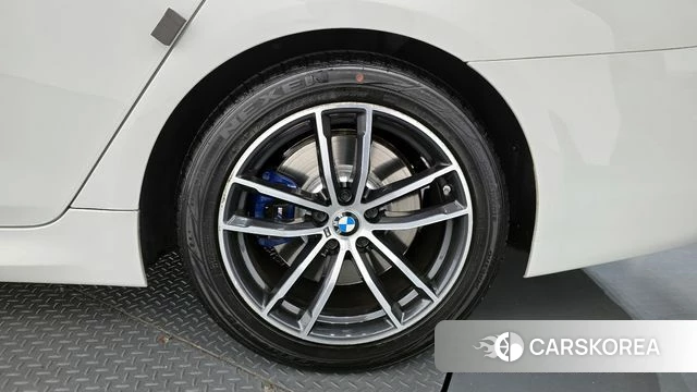 BMW 5 Series (G30) id 4382614 из Кореи 13