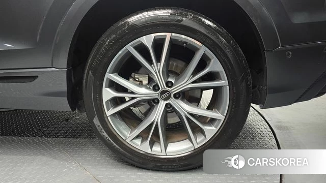 Audi Q8 (4M) id 4863853 из Кореи 13