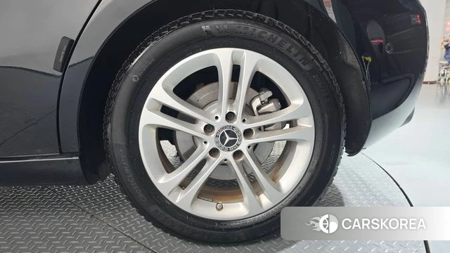 Mercedes-Benz A-Class W177 id 4757173 из Кореи 13