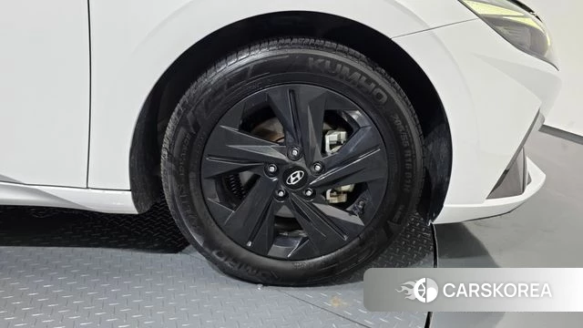 Hyundai Avante Hybrid (CN7) id 4433256 из Кореи 13