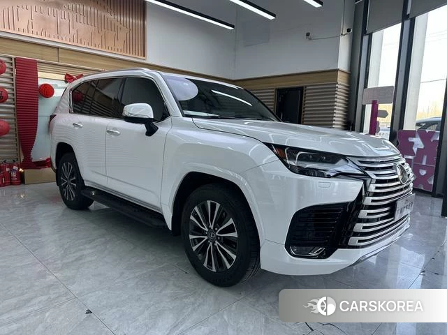 Lexus LX id 4262574 из Китая 13