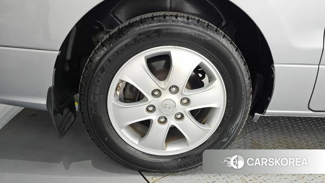 Hyundai The New Grand Starex id 4295249 из Кореи 13